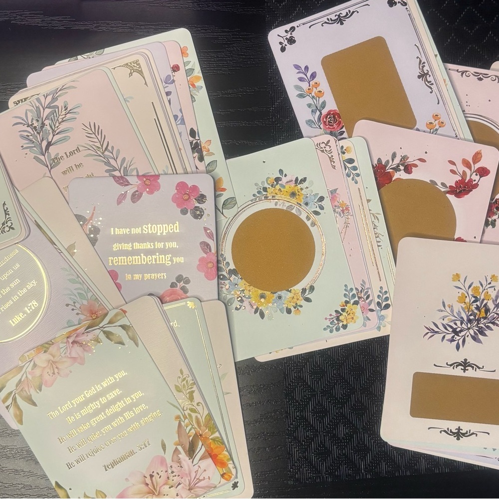 DEVOTIONAL SCRATCHER CARDS SET - Picture 3 of 9